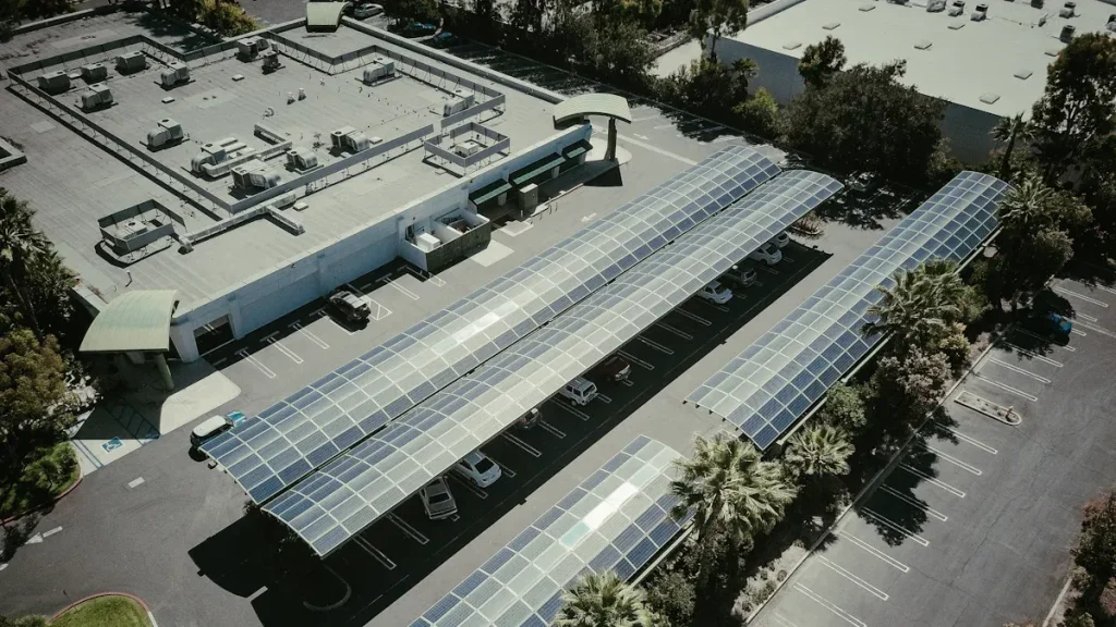 Solar ROI & Year-Round Cultivation