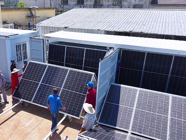 Mobile-solar-container-opened