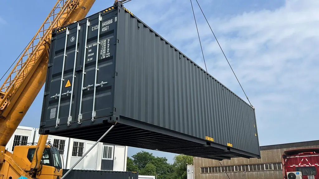 Complete Guide to 40HQ Container Dimensions and Specifications