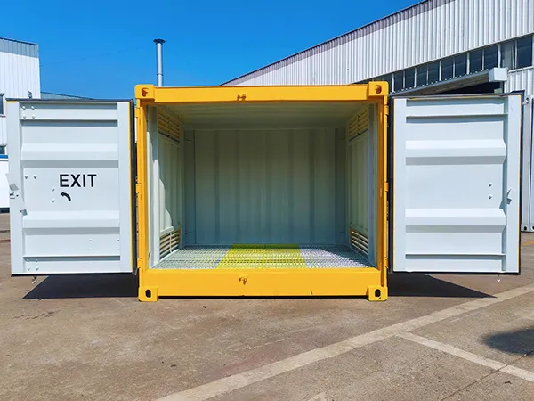 Dangerous-Goods-Container-side