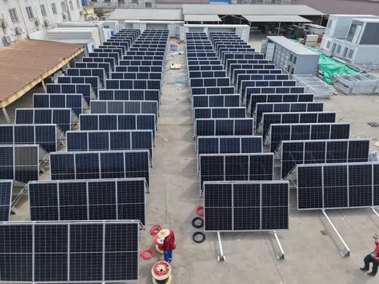 Mobile-Solar-Containers