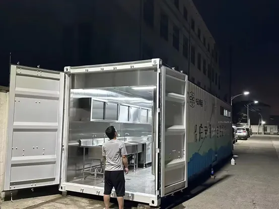 Shipping-Container-Kitchen